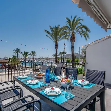 Seafront Apartment, 200m From Apartment *