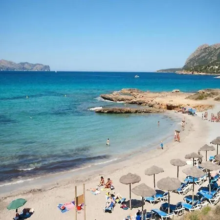 Daire Seafront Apartment, 200m From